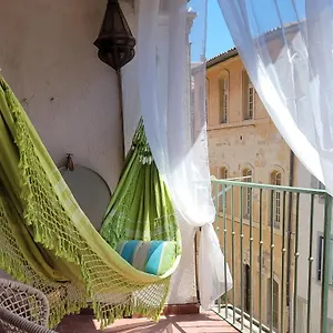 Ile En Provence Apartment